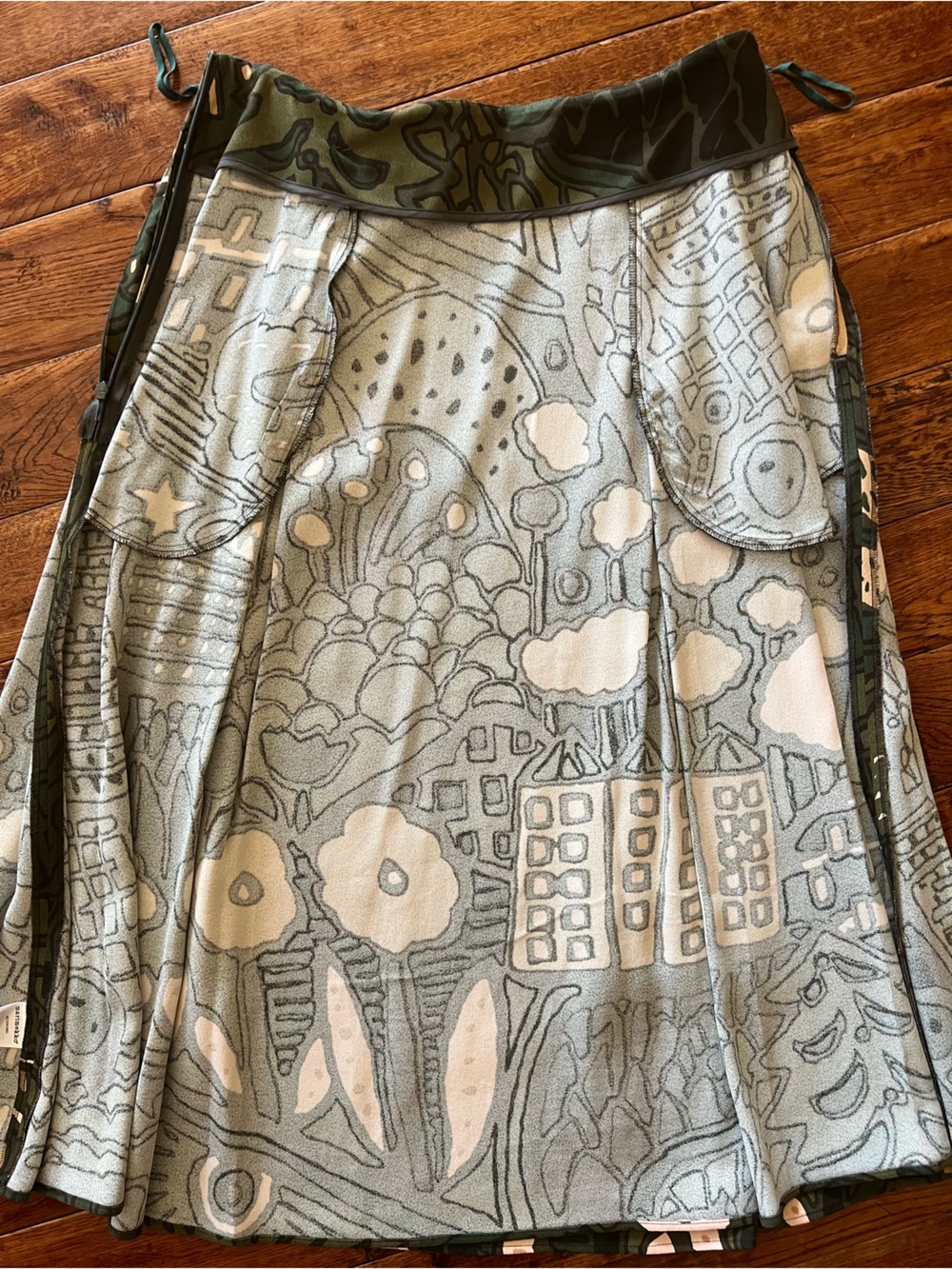 Marimekko Green and Cream Graphic A-Line Skirt - Picture 10 of 16